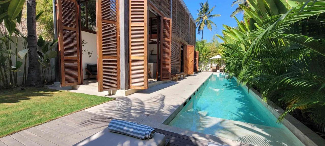 Villa Merbau Гили Еър Екстериор снимка